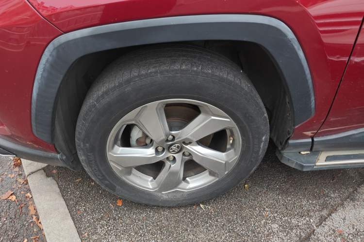 Used Toyota RAV4 2020 2.0L CVT Two-Wheel Drive Fashion Edition
