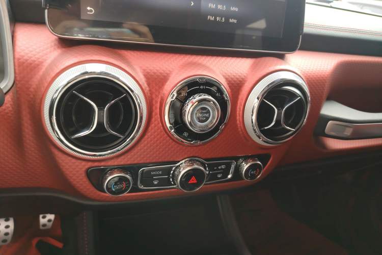 Used BAIC Off-Road BJ40 2020 2.0T Automatic Four-Wheel Drive Urban Hunter Edition Prestige Version