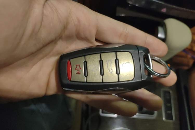 Used Haval H9 2015 2.0T Four-Wheel Drive Luxury 7-Seater
