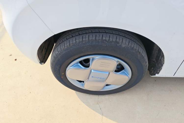 Used Geely Galaxy Panda 2024 Panda Mini 200km Endurance Bear
