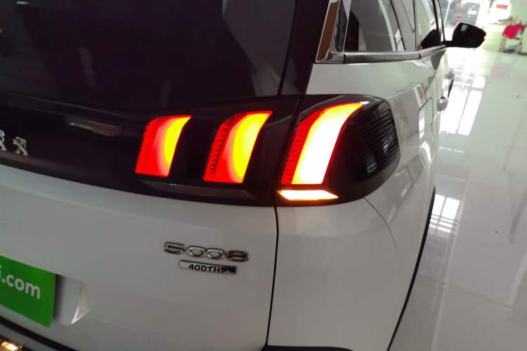 Used Peugeot 5008 2021 360THP 5-Seater Strength Edition Right Rear Taillight