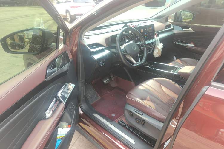 Used Volkswagen ID.6 X 2021 Prime Kinergy Four-Wheel Drive Edition Driver Seat