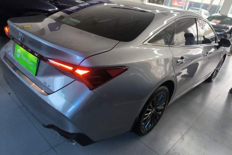 Used Toyota Avalon 2019 2.0L XLE Premium Edition China VI