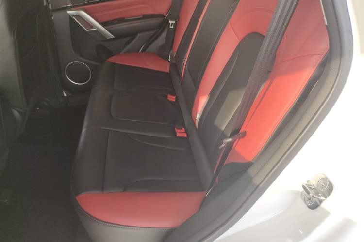 Used Haval H2 2017 Blue Label 1.5T Manual Two-Wheel Drive Luxury Model