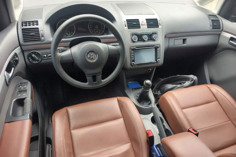 Used Volkswagen Touran 2013 1.4T Manual Fashion Edition 5 Seats