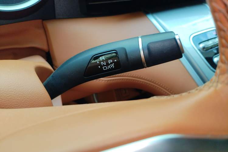 Used ORA Lightning Cat 2022 555 km Luxury Edition
