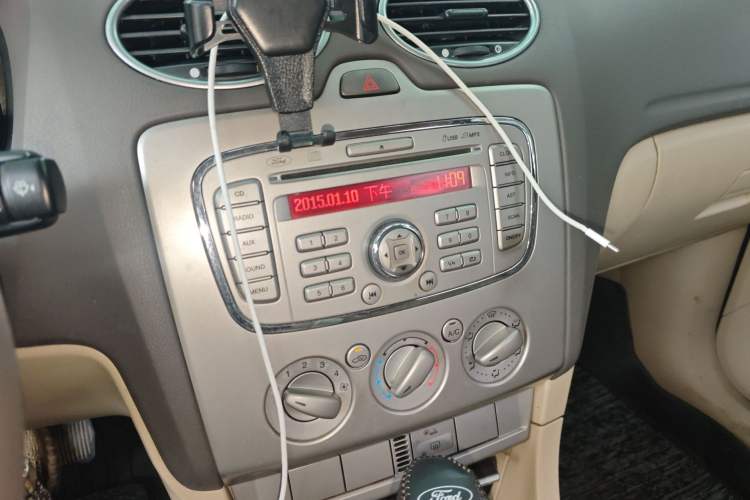 Used Ford Focus 2011 Sedan 1.8L Automatic Fashion Edition
