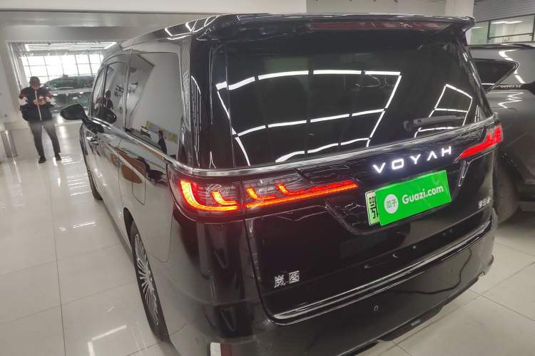 Used VOYAH Dream 2025 PHEV Four-Wheel-Drive Flagship Kunpeng Edition Rear Left 45 Deg