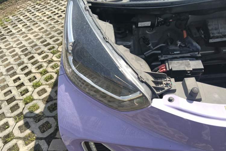 Used Chery QQ Little Ant 2022 Me 301km Romance Phosphate Lithium-Iron
