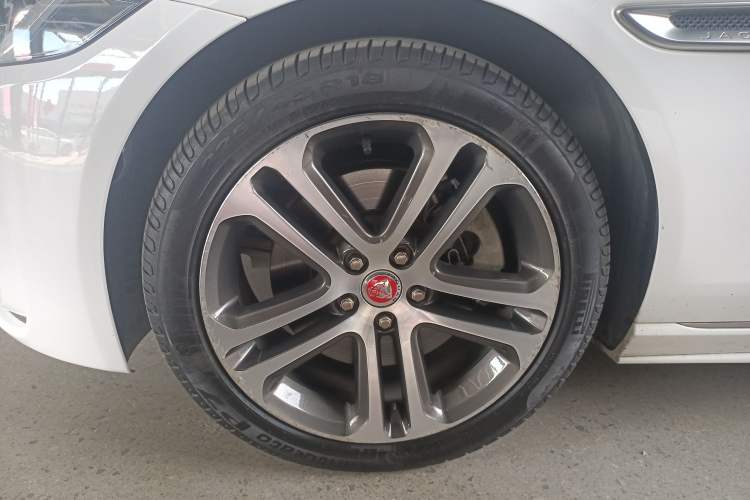 Used Jaguar XEL 2021 2.0T 250 PS R-DYNAMIC S Advanced Sport Edition Exterior 4