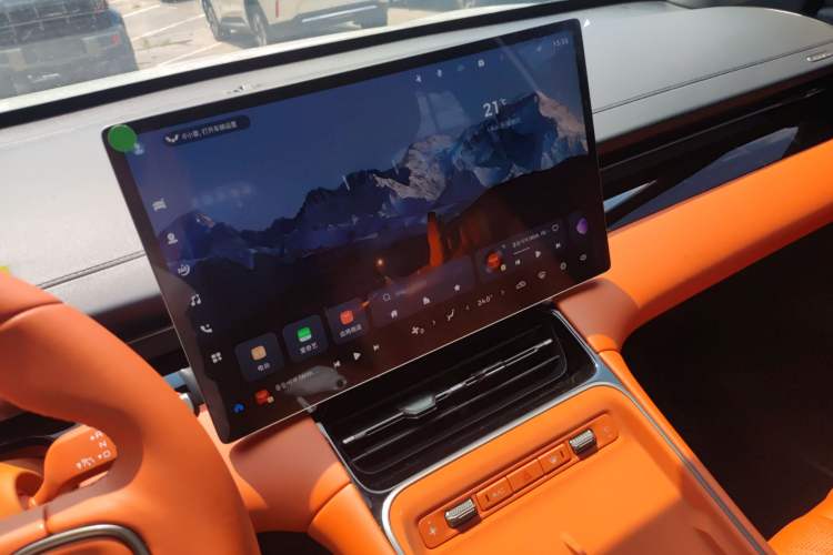 Used Wuling Xingguang S 2025 Model 510 km Flagship Version Audio And AC Panel