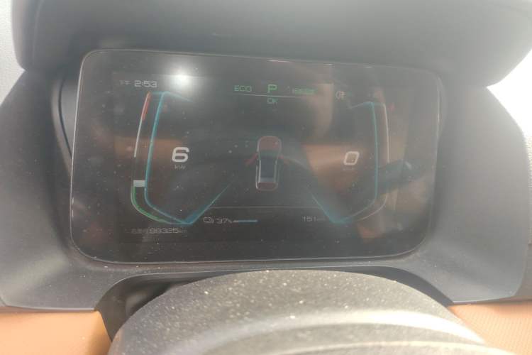 Used BYD e2 2020 Upgraded Version Long-Range Edition Luxury Model Instrument Cluster