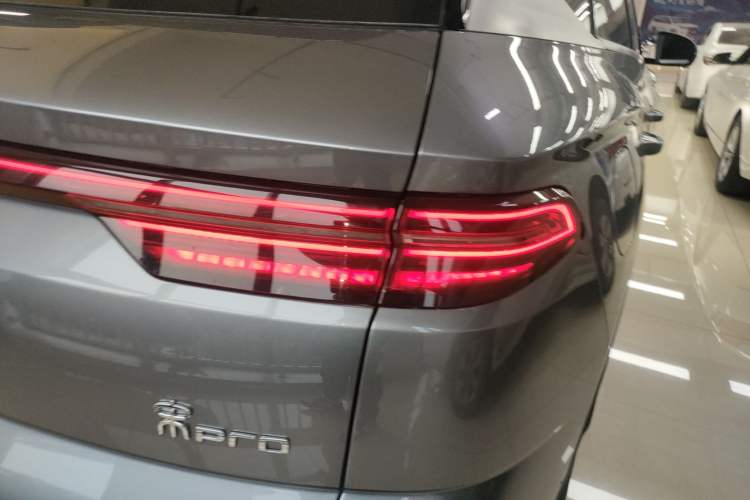 Used BYD Song Pro New Energy 2024 HONOR Edition DM-i 110KM Beyond Model Exterior 3