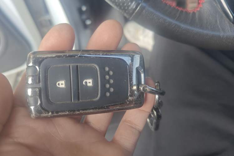 Used Honda XR-V 2015 1.8L VTi CVT Luxury Edition
