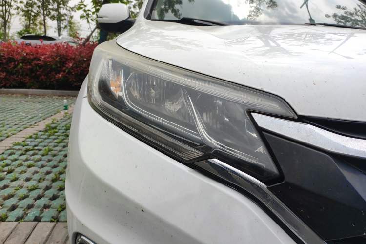 Used Honda CR-V 2015 2.0L two-wheel drive Fashion Edition