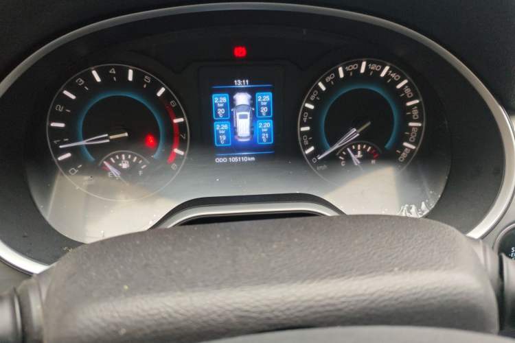 Used Haval H2 2017 Blue Label 1.5T Manual Two-Wheel Drive Luxury Model Odometer Close Up