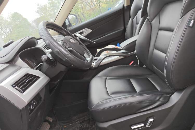 Used Geely Auto Emgrand X7 Sport 2016 1.8TD Automatic ZhiZun Version