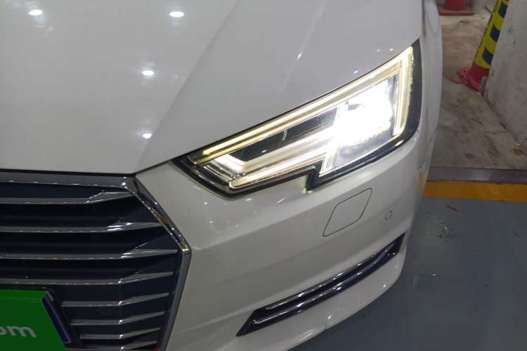 Used Audi A4L 2018 30th Anniversary Edition 40 TFSI Trendy Model
