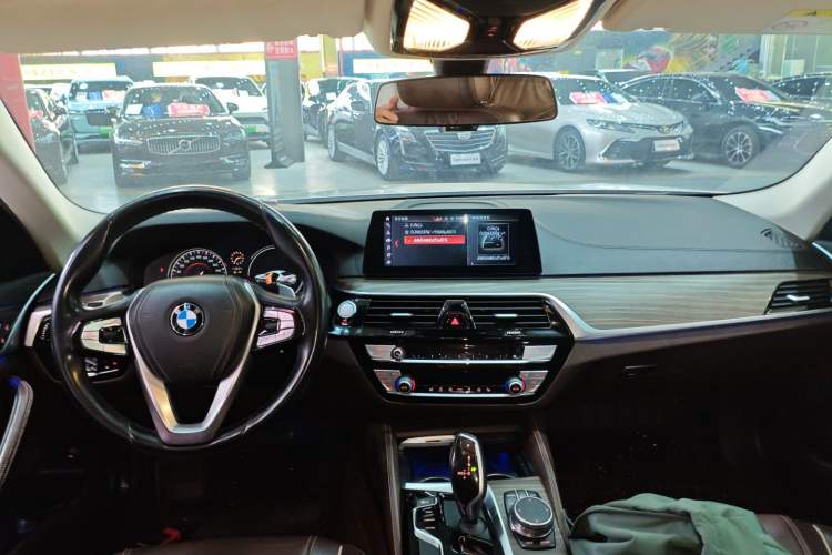 Used BMW 5 Series 2018 530Li Leading Edition Luxury Package