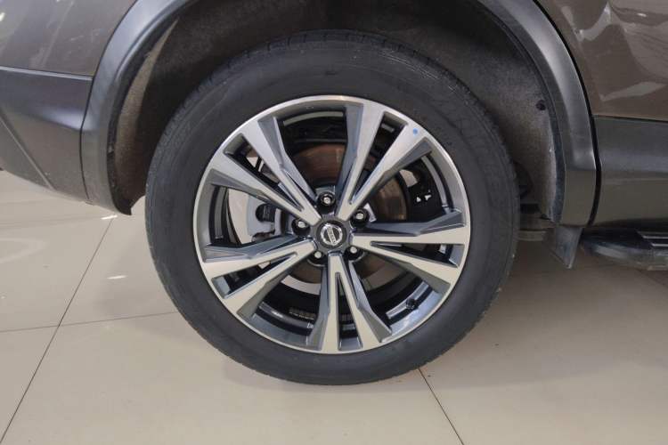 Used Nissan Qashqai 2021 2.0L CVT Luxury Edition Right Rear Wheel Hub