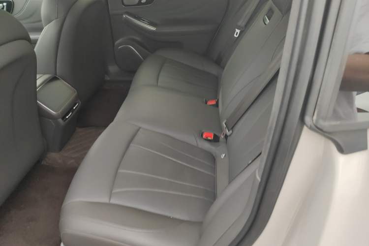 Used Rising R7 2023 Performance Screen Pro Edition