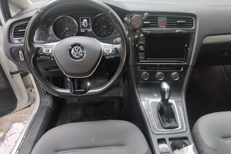 Used Volkswagen Golf 2019 280TSI DSG Comfort Version China VI Standard