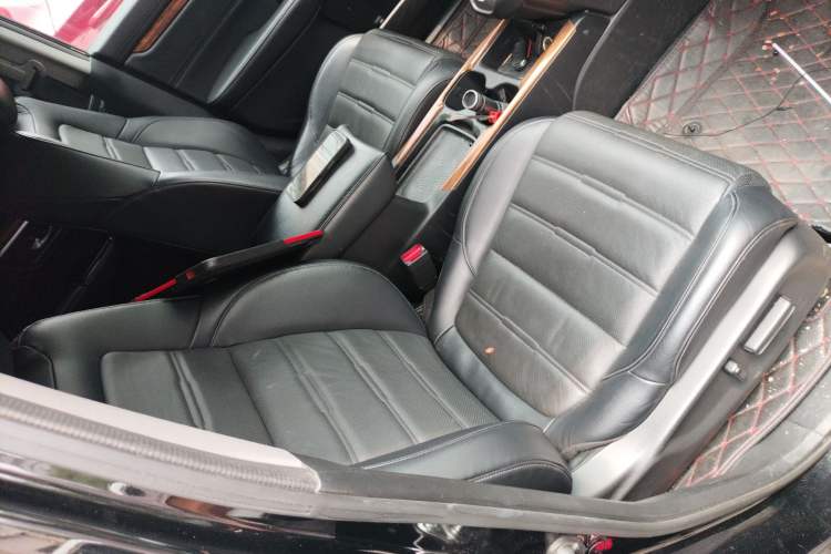 Used Honda CR-V 2017 240TURBO CVT Front-Wheel Drive Fashion Edition Right Front Seat