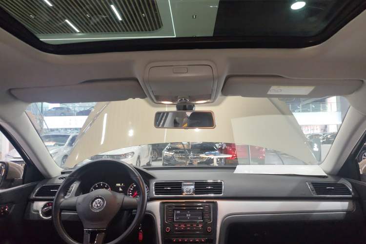 Used Volkswagen Passat 2014 1.8TSI DSG Prestige Edition
