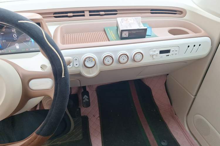 Used Bestune Pony 2026 222km Colorful Horse
