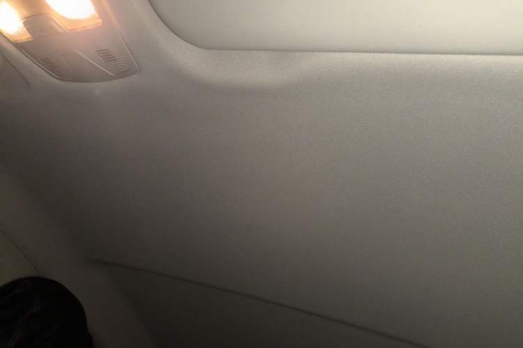 Used Hongqi E-QM5 2021 Online Booking Charging Basic Edition 5 Seats Headliner