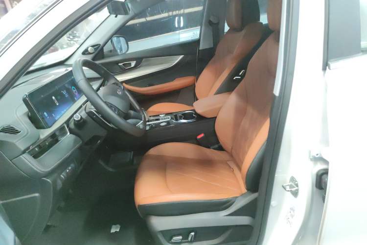 Used Chery Tiggo 8 PLUS 2022 290TGDI DCT Luxury Edition+