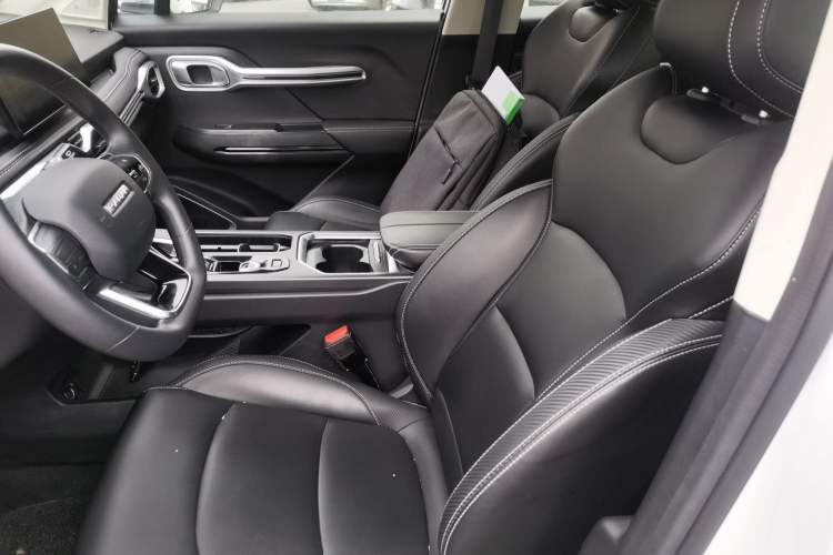 Used Radar Horizon 2023 410 km Entrepreneur Edition Left Front Seat