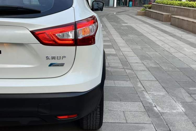 Used Nissan Qashqai 2016 2.0L CVT Luxury Edition Right Rear Taillight