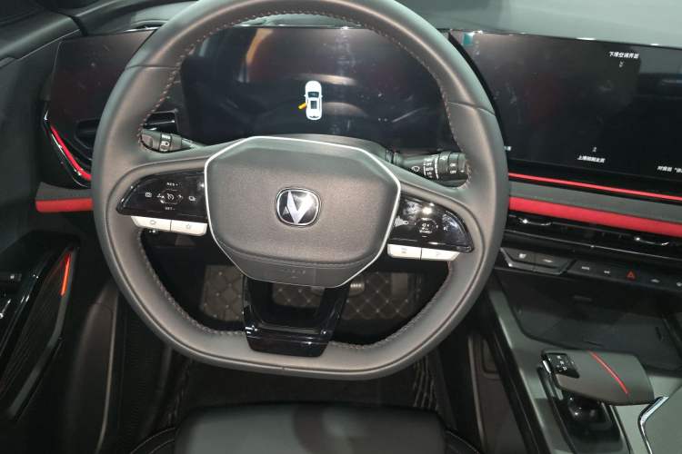 Used CHANGAN X5 PLUS 2024 1.5T DCT ZhiZun Version Steering Wheel