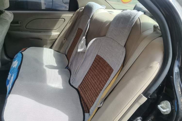 Used Hyundai MoInca 2009 1.8L Manual Comfort Edition GL Left Rear Seat