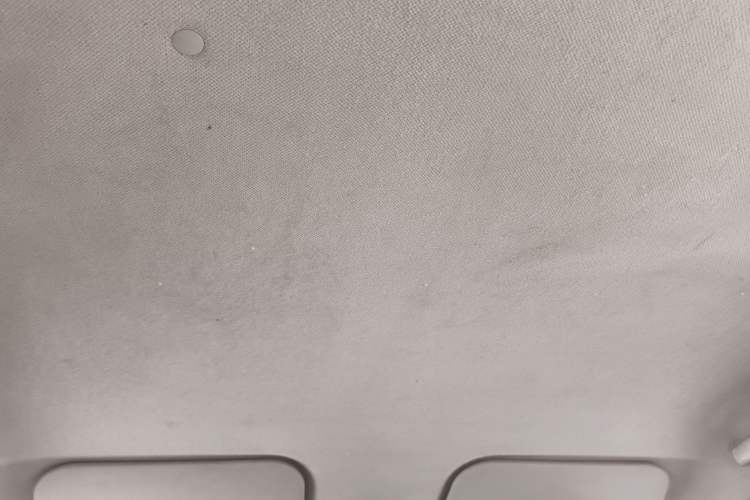 Used Wuling Rongguang V 2015 1.2L Base Version Headliner