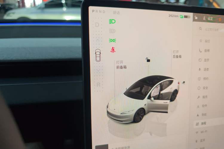 Used Tesla Model 3 2023 Rear-Wheel-Drive Version
