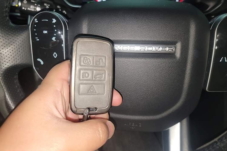 Used Land Rover Range Sport 2021 3.0 L6 SE
