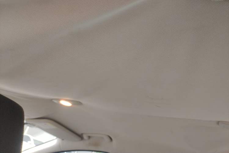 Used Ford Focus 2012 Sedan 1.6L Automatic Comfort Model Headliner