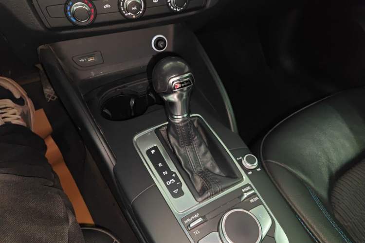 Used Audi A3 2019 Limousine 35 TFSI Fashion Edition China V standard