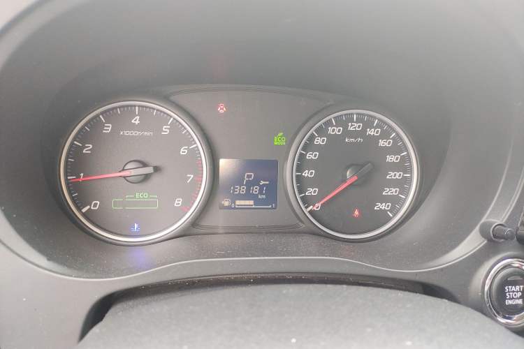 Used Mitsubishi Outlander 2018 2.0L Two-Wheel-Drive Jiale Edition 7-Seater