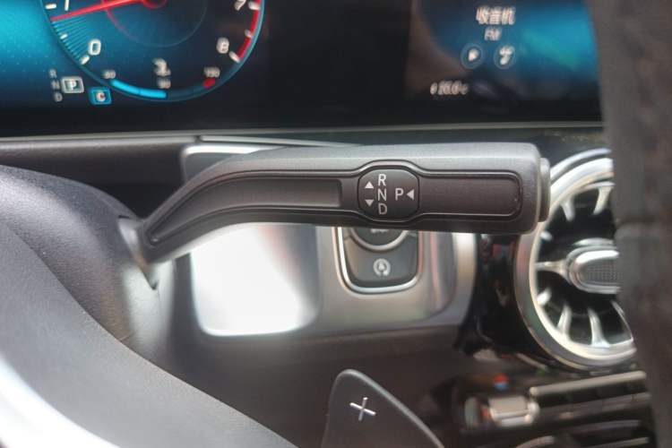 Used Mercedes-Benz GLB 2022 Second Facelift GLB 200 Dynamic Edition