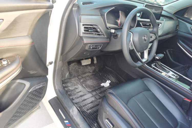 Used CHANGAN CS75 2021 Honor Million Edition 280T DCT Prestige Model
