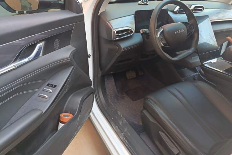 Used Dongfeng Aeolus SKY EV01 2024 530km PRO Driver Seat