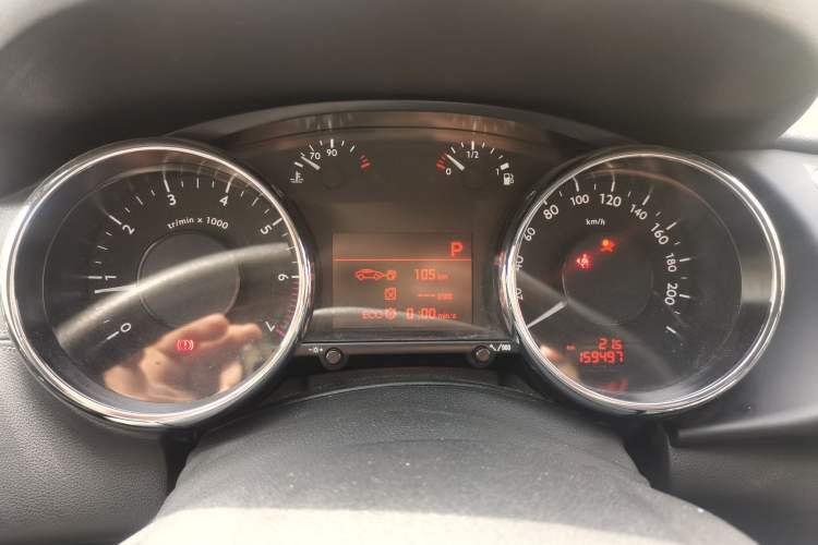 Used Peugeot 3008 2016 1.6THP Automatic Classic Edition Instrument Cluster