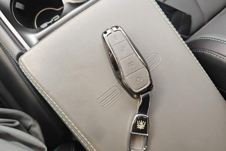 Used BYD Qin L 2024 DM-i 120KM Leading Model Vehicle Key