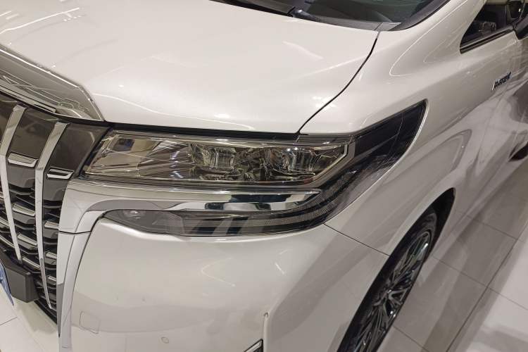 Used Toyota Alphard 2021 Dual-Engine 2.5L Prestige Edition
