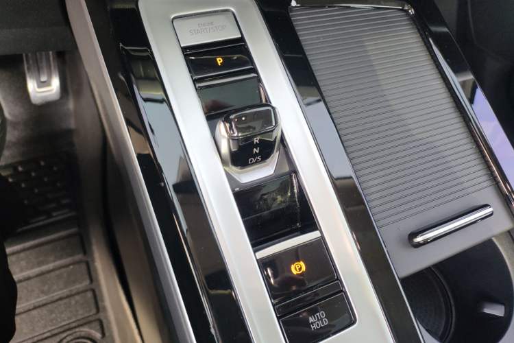 Used Volkswagen Tavendor 2023 380TSI Four-Wheel Drive R-Line Cruise Edition Gear Lever