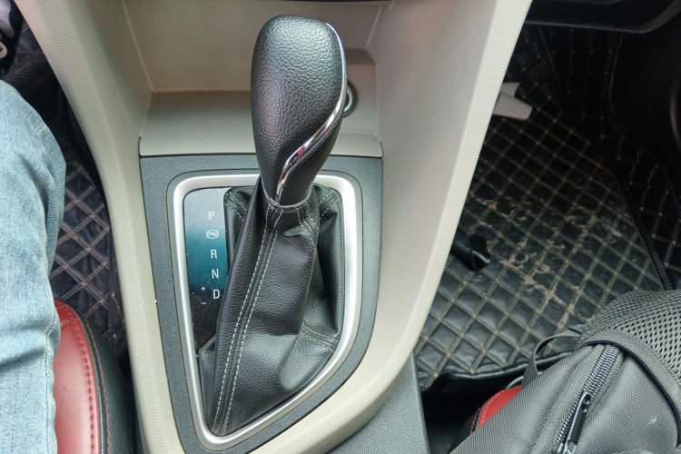 Used Buick GT 2021 Exemplar 1.5L Automatic Elite Version Gear Lever