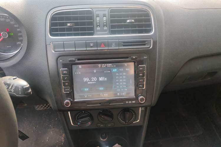 Used Volkswagen Polo 2014 1.4L Automatic Comfort Edition